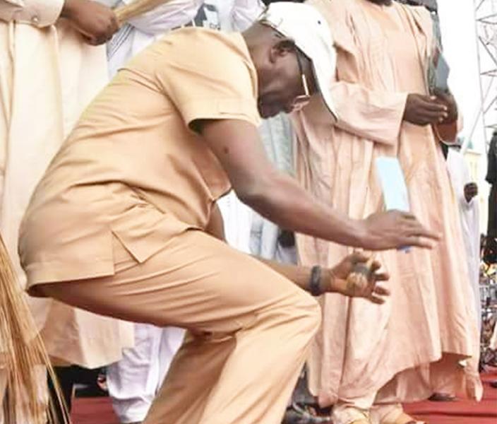 Adams Oshiomhole: Dancing Grandpa